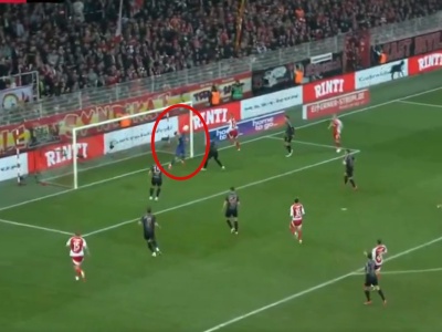 Bayern Monachium stracił punkty w Bundeslidze! Co za błąd bramkarza [WIDEO]