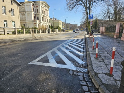 Ul. 3 Maja z wytyczonymi miejscami do parkowania – jeszcze 2 tygodnie za darmo