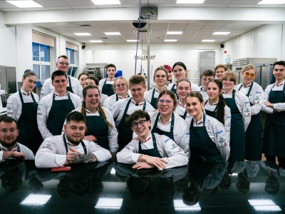 Jak zapobiec odpływowi młodych talentów z branży gastronomicznej?