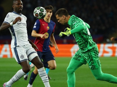 Są składy na mecz Inter — Barcelona. Mogło zagrać czterech Polaków, wystąpi jeden