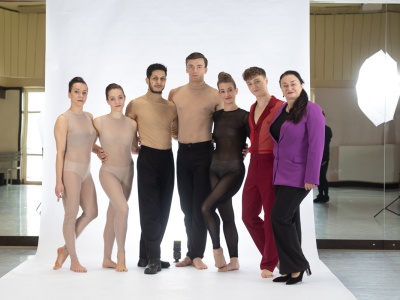 O rodzinie i zaufaniu. Spektakl w choreografii włoskiego artysty w Kieleckim Teatrze Tańca