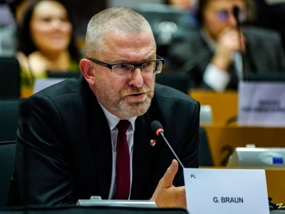 Debata prezydencka. Braun z zaskakującą propozycją dla Jakubiaka