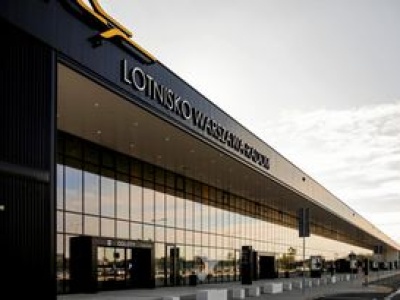 Lotnisko w Radomiu spadło na dno. Oto co stało się z liczbą pasażerów