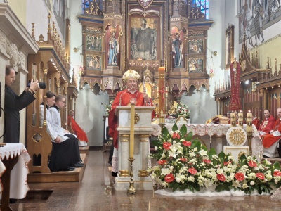 Bp Jeż w Szczepanowie: „Św. Stanisław to obrońca Ewangelii i ładu moralnego”