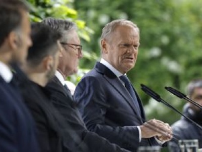 Dlaczego Tusk podróżował osobno do Kijowa? Rzecznik MSZ wyjaśnia