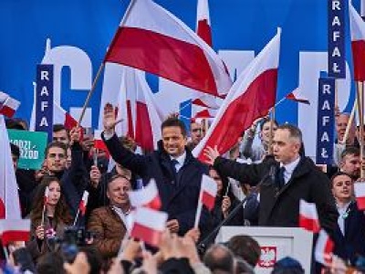 Afera wokół reklam kandydatów na prezydenta. Akcja Demokracja odpiera zarzuty: Nie jest powiązana