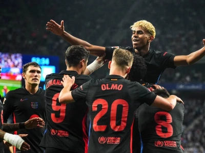FC Barcelona mistrzem Hiszpanii! Kosmiczny gol i bohater Szczęsny