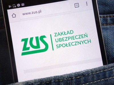 Rośnie liczba oszustw na pracownika ZUS. Treści coraz bardziej wiarygodne, tak wyglądają