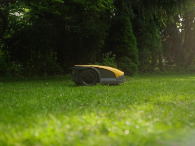 Bez tego sprzętu nie wyobrażam sobie już mojego ogrodu. 9 powodów, dla których robot koszący zostaje u mnie na stałe