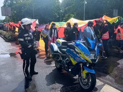 Tęczowy marsz przeszedł przez Kraków. „Równość to nie przywilej. To prawo” (ZDJĘCIA)