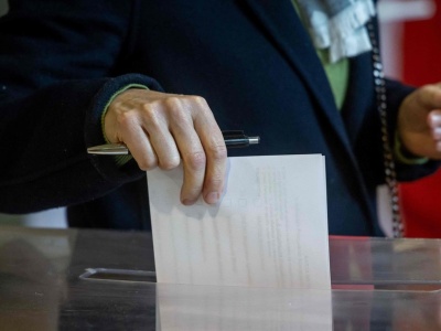 Tragedia w lokalu wyborczym. Seniorka przyszła na głosowanie... nagle zasłabła