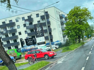 Audi i rowerzystka. Sprawa trafi do sądu