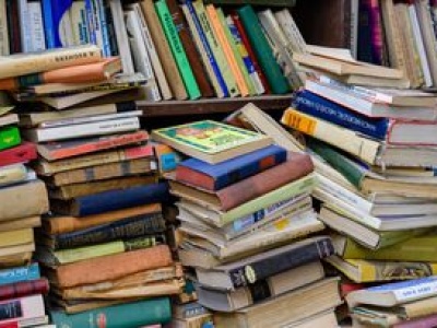 Masz te książki w domu? Za niektóre egzemplarze płacą 100 tys. zł
