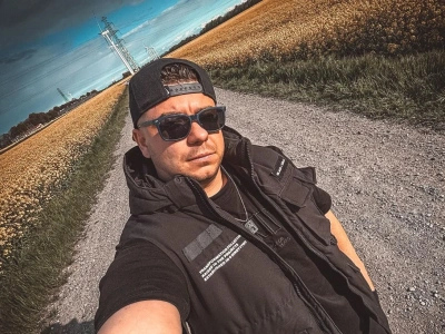 Detmi mocno na temat wyborów! Piosenką wyraził swoje zdanie, nie przebierając w słowach