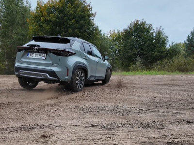 Toyota Yaris Cross 2025 – test i opinia | Poznaj dokładnie Yarisa Cross