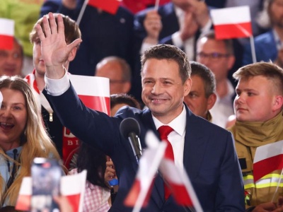 Polacy zapłacą niższy podatek dochodowy? Trzaskowski zapowiada zmiany