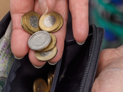 Zwrot podatku za 13. i 14. emeryturę. Kiedy pieniądze trafią na konta seniorów?