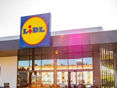 Bardzo wygodne klapki damskie? Znalazłam je w Lidlu za 34,99 zł. Skórzane na lato też w CCC