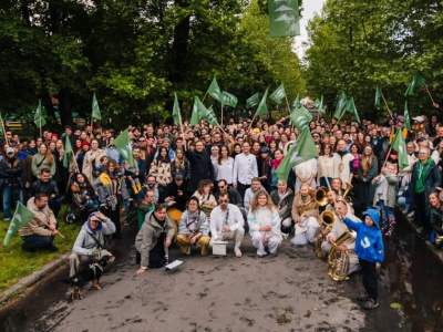 Społeczność Osiedla Jazdów ogłasza niepodległość. 