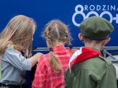 Przewrót w 800 plus. Tak ZUS sprawdzi, czy należą się pieniądze
