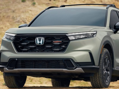 Kolejna marka wstrzymuje swoją strategię elektryczną. Honda stawia na hybrydy
