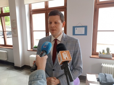 Adam Andrasz, miejski radny PiS, krytycznie o nowej koncepcji ratusza ws. stadionu