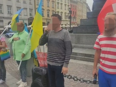Awantura w centrum Krakowa. Para zaatakowała ukraińskich demonstrantów
