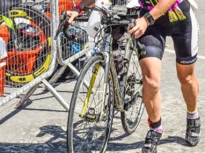 Triathlonowe emocje w Olsztynie. Sportowy weekend pełen wyzwań i utrudnień
