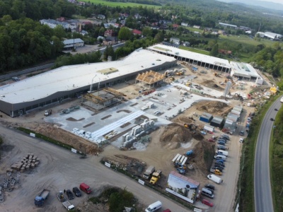Przystanek Karkonosze szykuje się do otwarcia. To największy park handlowy w regionie