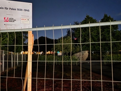 „Kamień Pamięci dla Polski” w Berlinie – niedokończony i bez jasnego przekazu