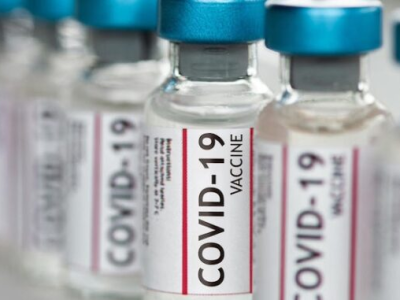 FDA zawiesza zatwierdzanie szczepionek przeciwko COVID-19: „mRNA nie jest bezpieczne do publicznego użytku”