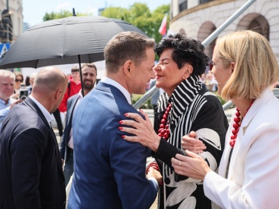Koalicjanci wsparli. Same absurdy na marszu Trzaskowskiego