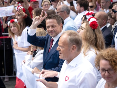 Marsz, marsz Trzaskowski! Wygrał ten pojedynek. PiS chyba stracił wiarę w Nawrockiego