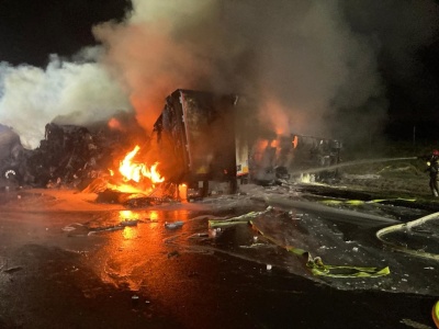 Zderzenie ciężarówek na A1. Trzy osoby w szpitalu