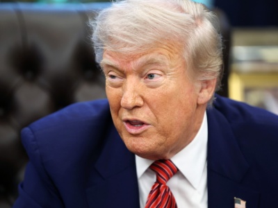 Trump o cłach: USA chcą produkować czołgi i komputery, a nie koszulki i trampki