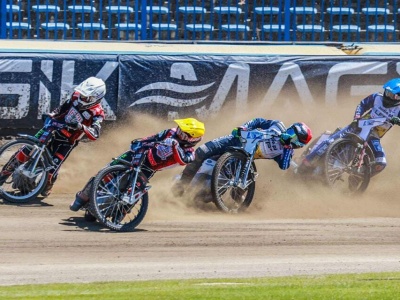 Zacięte derby w Lesznie. Moonfin Malesa Ostrów postawiła się faworytom