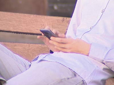 Pokolenie Z odłoży smartfony? Marzą o życiu bez Internetu