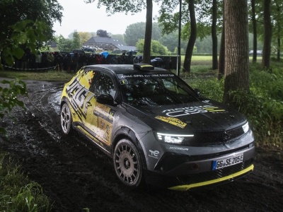 Nowy Opel Mokka GSE 280 KM przyciągnął tłumy. Wygrana
