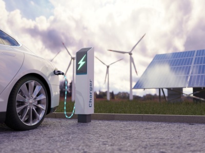 KPO wesprze zielony przemysł. Miliardy na elektromobilność i OZE