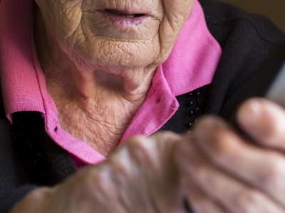 73-latka straciła tysiące. Taką wiadomość wysłali oszuści