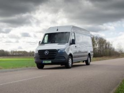 Test: Mercedes eSprinter 320 furgon – nie z potrzeby, a z przymusu