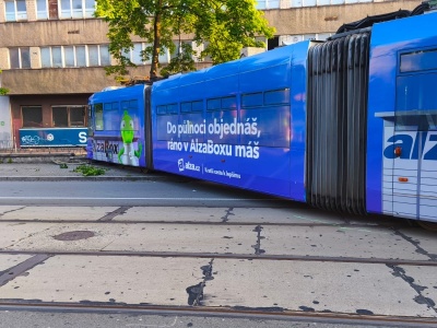 Poważny wypadek w Ostravie-Vítkovicach: tramwaj wypadł z torowiska