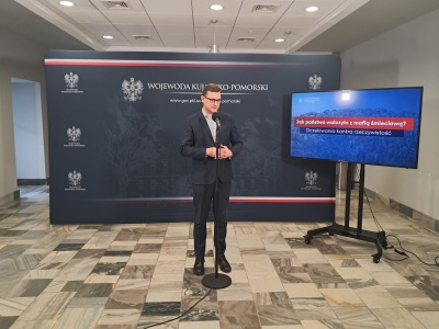 Wojewoda: Zaniechania WIOŚ umożliwiły działalność mafiom śmieciowym