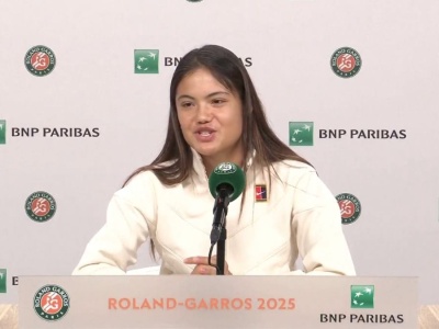 Raducanu nie wytrzymała przed meczem ze Świątek. Oskarża władze Roland Garros