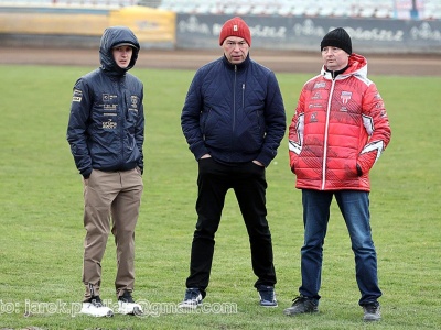 Żużel. Przyjemski upadł i wycofał się w Szwecji. Mamy głos z teamu juniora Motoru