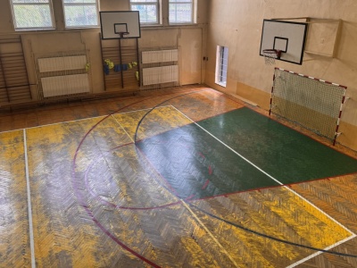 Sala gimnastyczna zatrzymała się w czasie. Teraz przejdzie gruntowny remont
