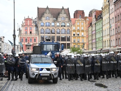 Zamieszki we Wrocławiu! Starli się kibice Betisu i Chelsea