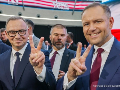 Konferencja CPAC. Nawrocki, Duda i Morawiecki w Jasionce. Sekretarz z USA Kristi Noem skrytykowała Trzaskowskiego