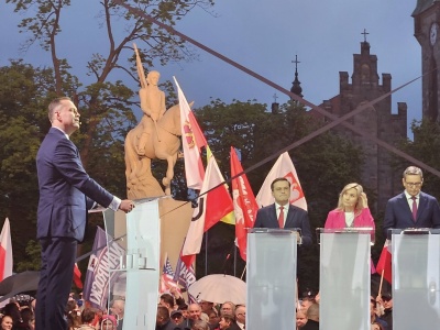 Karol Nawrocki odpowiadał w Końskich na pytania