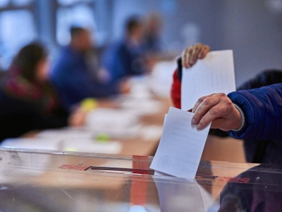 Wątpliwości dotyczące zaświadczeń do głosowania. PKW wyjaśnia